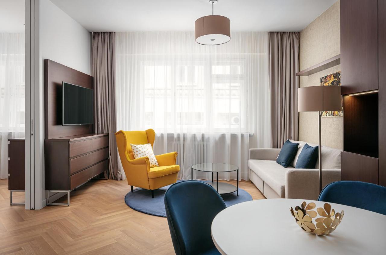 Rybna Apartments Old Town Praga Esterno foto
