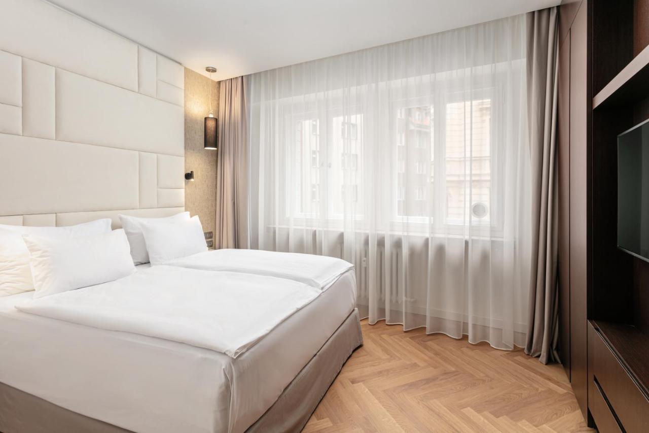 Rybna Apartments Old Town Praga Esterno foto